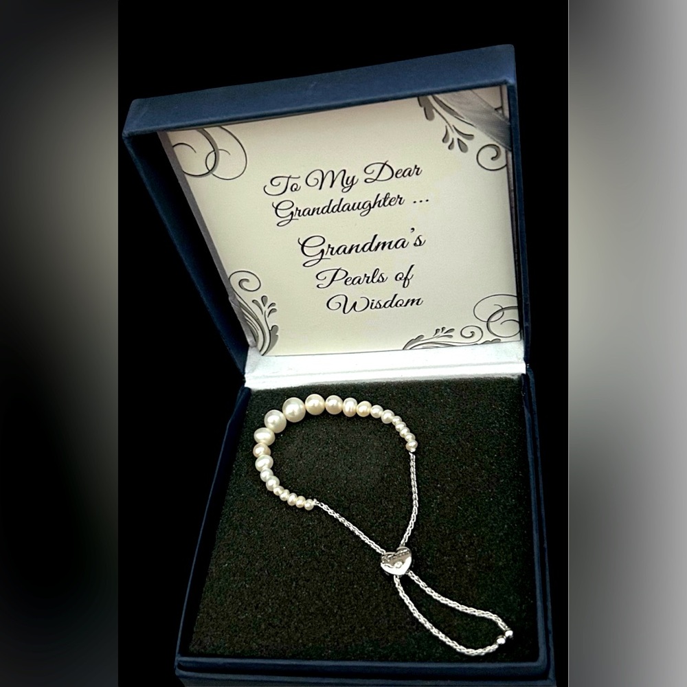 NWOT Bradford Exchange Grandma's Pearls Of Wisdom" Personalized Diamond Bracelet